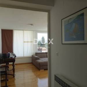 OPATIJA, OPATIJA - Stan 130 m2 u Austrougarskoj vili s parkingom 60 m2