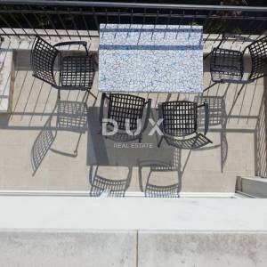 OPATIJA, OPATIJA - Stan 130 m2 u Austrougarskoj vili s parkingom 60 m2