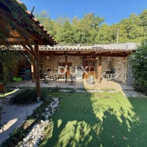 OPATIJA, OPRIĆ - Pogled na more i vrt za uživanje, 2SDB 74m2