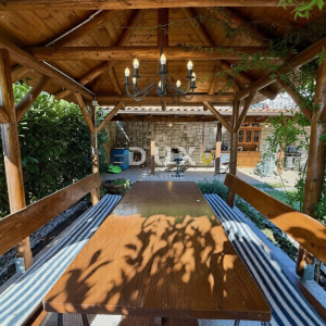 OPATIJA, OPRIĆ - Pogled na more i vrt za uživanje, 2SDB 74m2