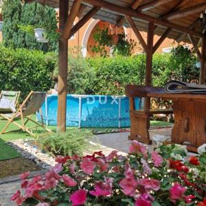 OPATIJA, OPRIĆ - Pogled na more i vrt za uživanje, 2SDB 74m2