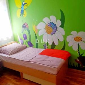 OPATIJA, OPRIĆ - Pogled na more i vrt za uživanje, 2SDB 74m2