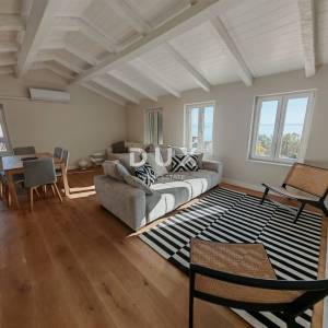 OPATIJA, POBRI - stan 75 m2, DB+2S, 1.kat s prekrasnim pogledom na more 