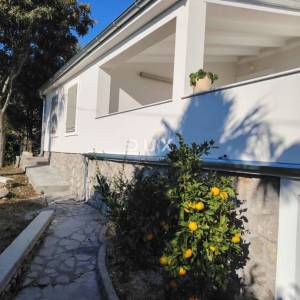OPATIJA, POBRI - stan 75 m2, DB+2S, 1.kat s prekrasnim pogledom na more 
