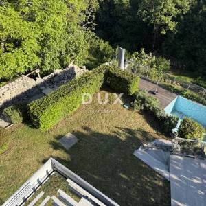 OPATIJA, POLJANE - Dugoročni najam kuće s bazenom i pogledom na more