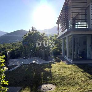 OPATIJA, POLJANE - Dugoročni najam kuće s bazenom i pogledom na more
