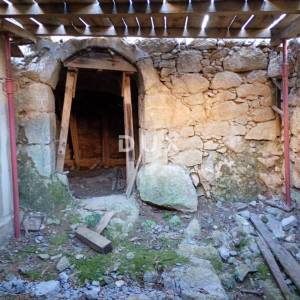 OPATIJA, PUŽI - Starina s građevinskom dozvolom 160m2