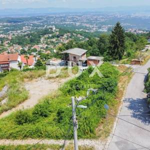 OPATIJA, RUKAVAC - građevinsko zemljište s legaliziranom kućom, pogled na more, mirna lokacija