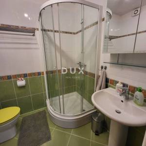 OPATIJA - stan 46m2  s prekrasnim pogledom na more, 1.kat. DB+1S, lift za najam