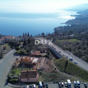 OPATIJA, VOLOSKO - Građevinsko zemljište 1155m2 s pogledom na more, poslovna prilika