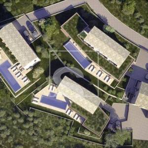 Oprtalj okolica - građevinsko zemljište za izgradnju 3 vile