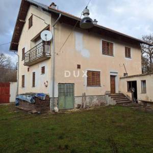 OTOČAC, PODUM - Prostrano imanje s 9.000 m² zemljišta