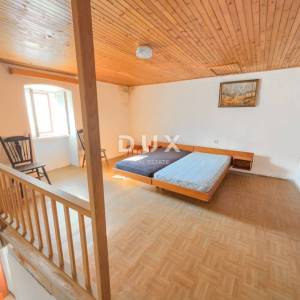 OTOK KRK, DRAGA BAŠĆANSKA - Kuća s puno potencijala