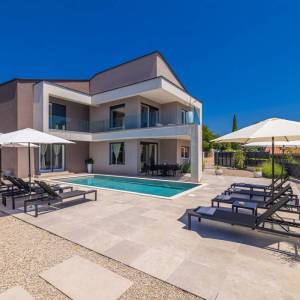 OTOK KRK, GARICA - Vila na osami s bazenom