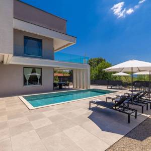 OTOK KRK, GARICA - Vila na osami s bazenom