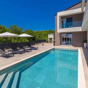 OTOK KRK, GARICA - Vila na osami s bazenom