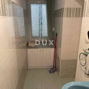 OTOK KRK, GRAD KRK - Rijetkost na tržištu! Povijesna kuća u samom centru grada