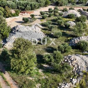 OTOK KRK, GRAD KRK - Zemljište s pogledom na more 777m2 - PRILIKA!