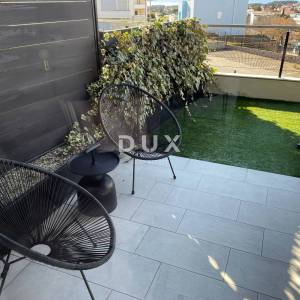 OTOK KRK, KRK - Moderan Apartman sa pogledom na more