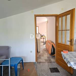 OTOK KRK, KRK (okolica) - Apartman na 2. katu, 60 m2, 2 parkirna mjesta