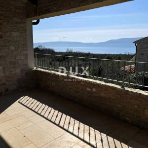 OTOK KRK, LINARDIĆI - Predivna Villa sa bazenom i pogledom na more