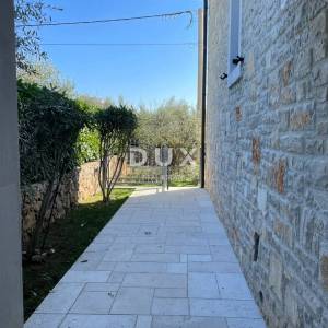 OTOK KRK, LINARDIĆI - Predivna Villa sa bazenom i pogledom na more