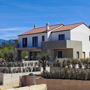 OTOK KRK - Luksuzna vila s bazenom u blizini mora