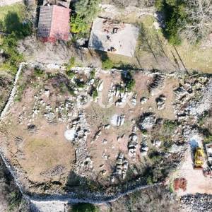 OTOK KRK, MALINSKA - EKSKLUZIVNO!! Građevinsko zemljište 641 m2 s pogledom na more