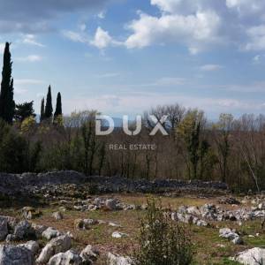 OTOK KRK, MALINSKA - EKSKLUZIVNO!! Građevinsko zemljište 641 m2 s pogledom na more