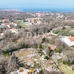 OTOK KRK, MALINSKA - EKSKLUZIVNO!! Građevinsko zemljište 641 m2 s pogledom na more