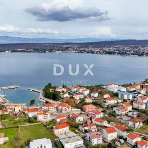 OTOK KRK, MALINSKA - Kuća prvi red do mora