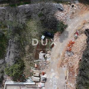 OTOK KRK, MALINSKA (okolica) - Građevinsko zemljište 540 m2, s projektom i plaćenim doprinosima