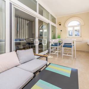 OTOK KRK, NJIVICE - Dvojna kuća s pogledom na more, 276m2