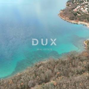 OTOK KRK, NJIVICE - Dvojna kuća s pogledom na more, 276m2
