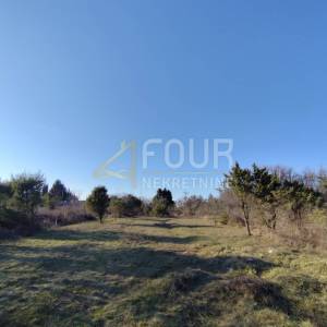 Otok Krk, Omišalj, poljoprivredno zemljište, 770m2
