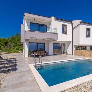 OTOK KRK, RISIKA - Dvojna kuća s pogledom na more i bazenom