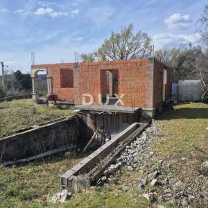 OTOK KRK, ŠILO (okolica) - prodaja samostojeće kuće u izgradnji, snižena cijena
