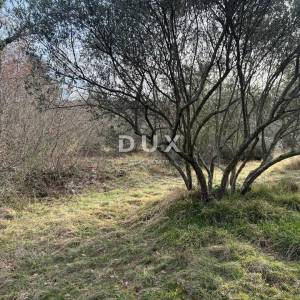OTOK KRK, SOLINE - građevinsko zemljište 1000 m2