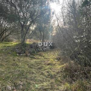 OTOK KRK, SOLINE - građevinsko zemljište 1000 m2
