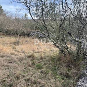 OTOK KRK, SOLINE - građevinsko zemljište 1000 m2