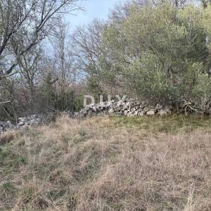 OTOK KRK, SOLINE - građevinsko zemljište 1000 m2