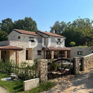 OTOK KRK, SOLINE (okolica) - Kamena vila s bazenom