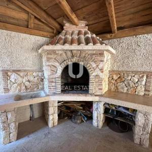 OTOK KRK, SOLINE (okolica) - Kamena vila s bazenom