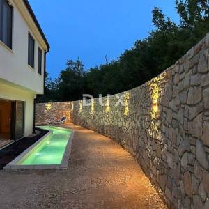 OTOK KRK, VRBNIK - Oaza mira na Krku, dizajnerska vila s potpunom privatnošću, 410 m2