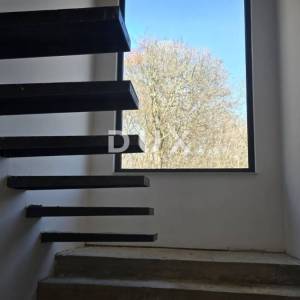 OTOK KRK, VRBNIK - Oaza mira na Krku, dizajnerska vila s potpunom privatnošću, 410 m2