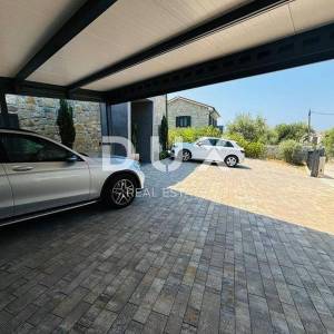 OTOK PAG, JAKIŠNICA - Luksuzna vila s pogledom na more, 240m2