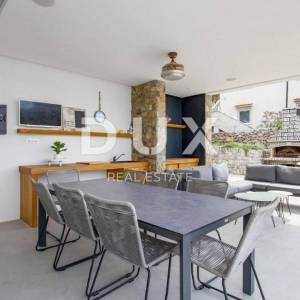 OTOK PAG, JAKIŠNICA - Luksuzna vila s pogledom na more, 240m2
