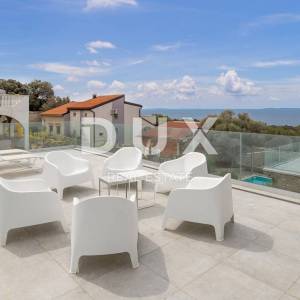 OTOK PAG, JAKIŠNICA - Luksuzna vila s pogledom na more, 240m2