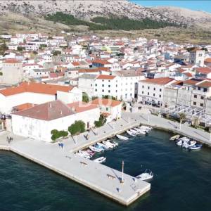 OTOK PAG, PAG - Zemljište u građevinskoj zoni