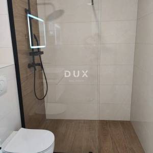 OTOK PAG, POVLJANA - Apartman s vrtom 100 m od mora!